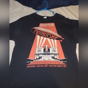 Vintage led zeppelin mothership t shirt. Size XL